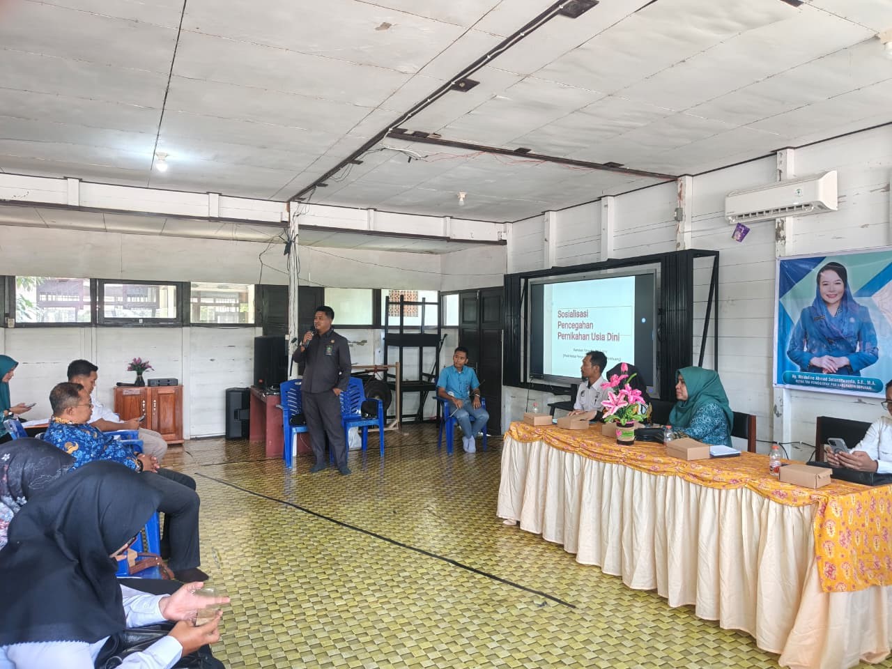 Wakil Ketua PA Kuala Pembuang menjadi Narasumber Sosialisasi Pencegahan Pernikahan Dini dan Bahaya Narkotika